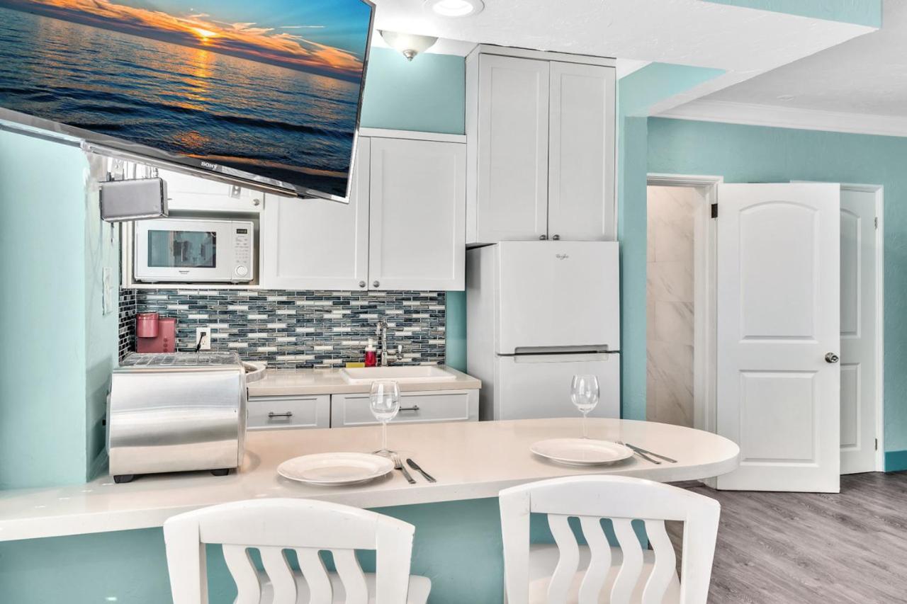 Walkabout 6 Suite On Hollywood Beach With Ocean Views Голлівуд Екстер'єр фото